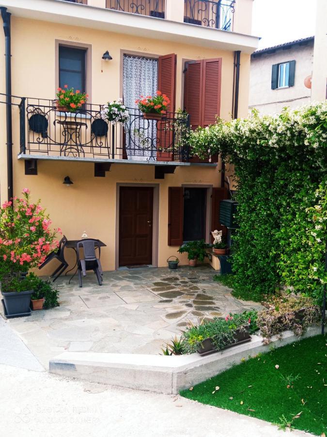 Il Cortiletto Apartment Verduno Exterior photo
